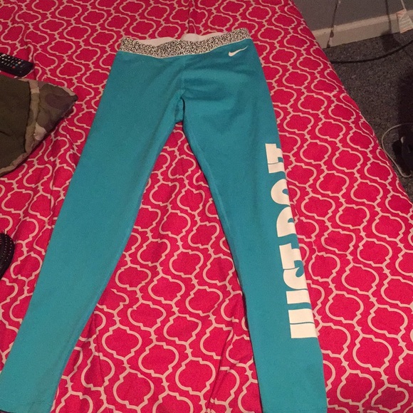 Nike leggings - Picture 4 of 6